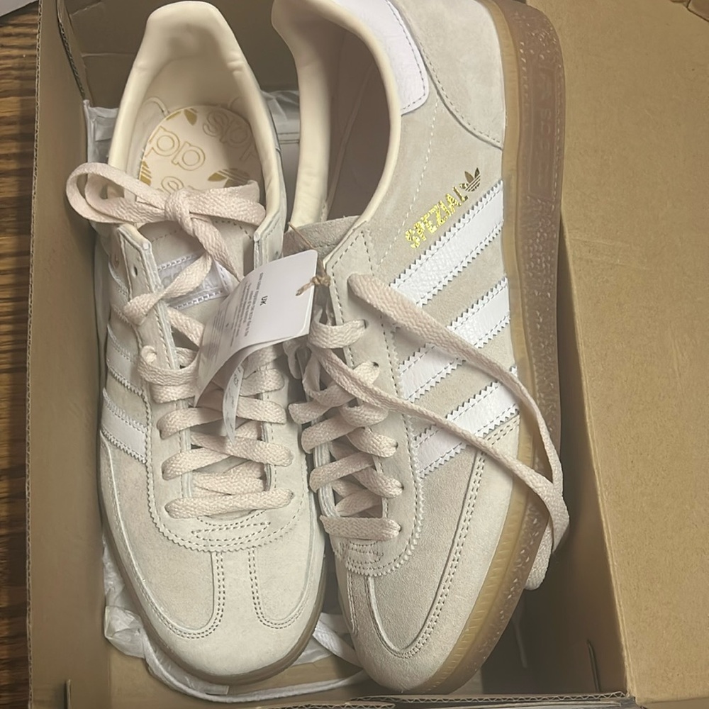 Brand new Adidas handball special size men’s 8 women’s 9 or 9.5